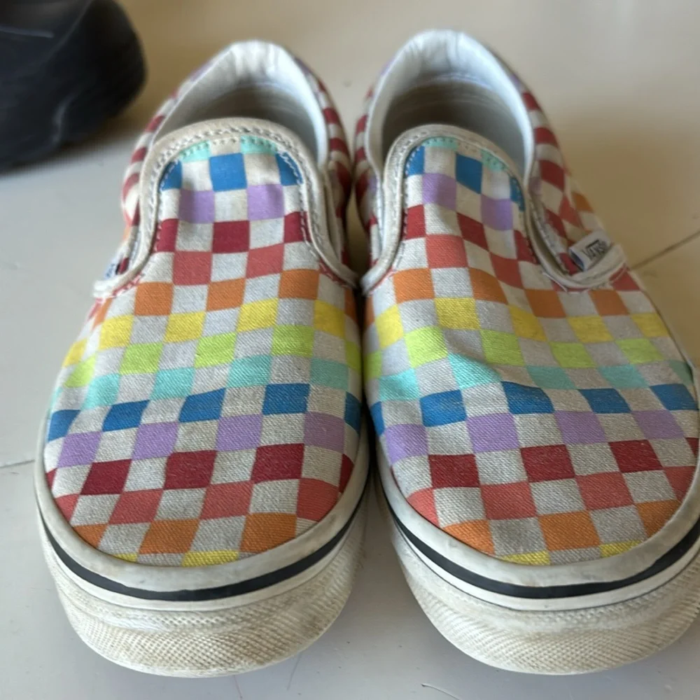 🌺Vans Kids Checkered Multicolor Slip ons